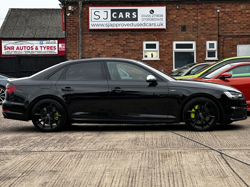 AUDI S4