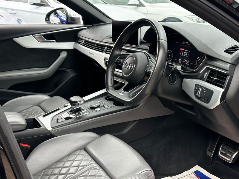 AUDI S4