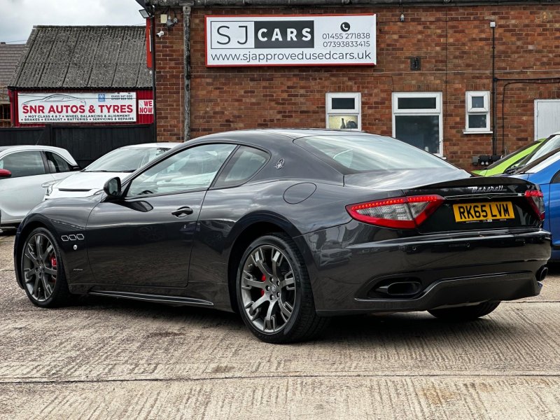 MASERATI GRANTURISMO