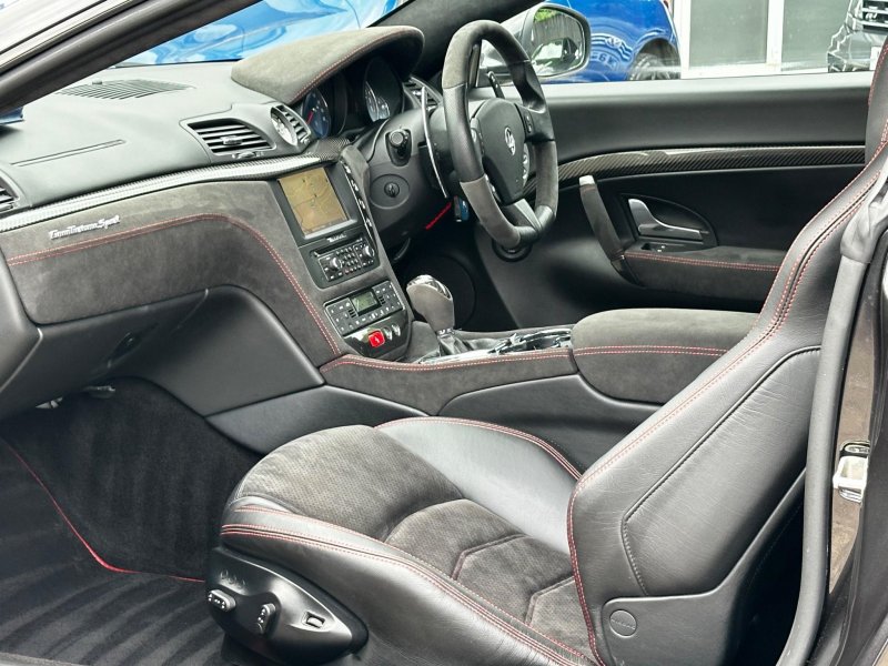 MASERATI GRANTURISMO