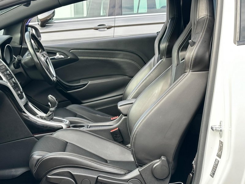 VAUXHALL ASTRA GTC