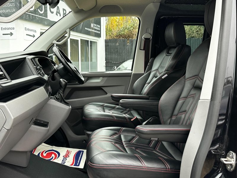 VOLKSWAGEN TRANSPORTER