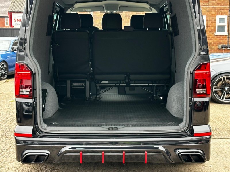 VOLKSWAGEN TRANSPORTER