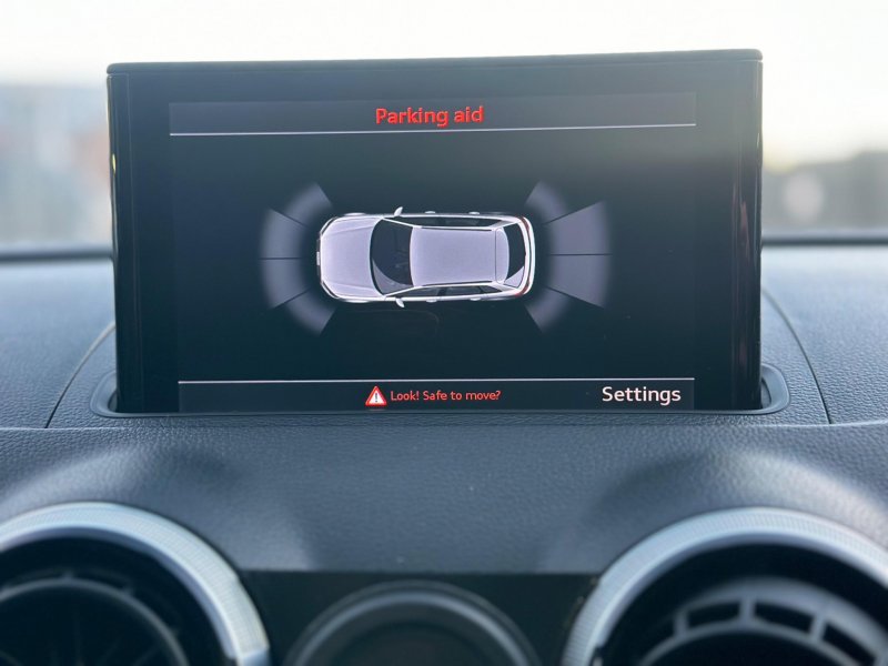 AUDI RS3