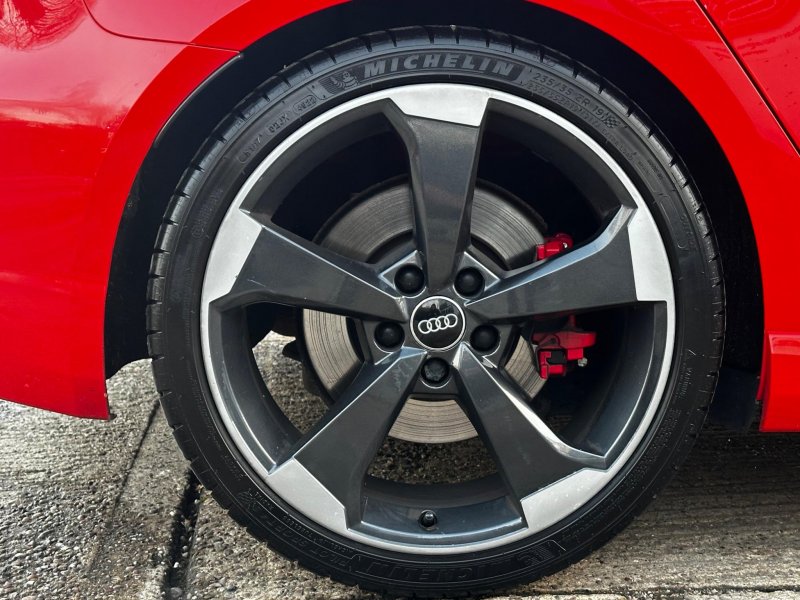 AUDI RS3