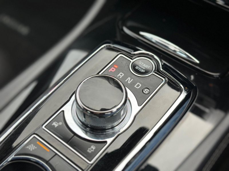 JAGUAR XKR