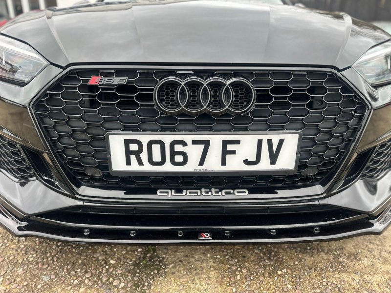 AUDI RS5