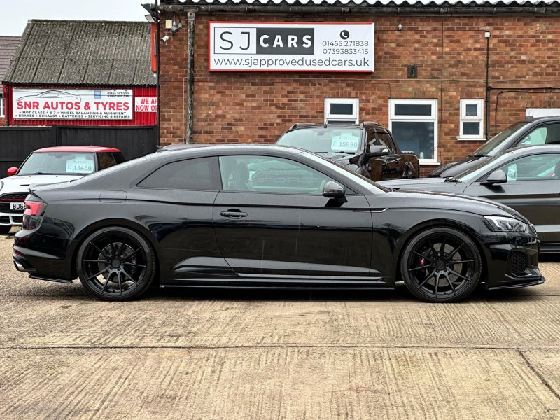 AUDI RS5