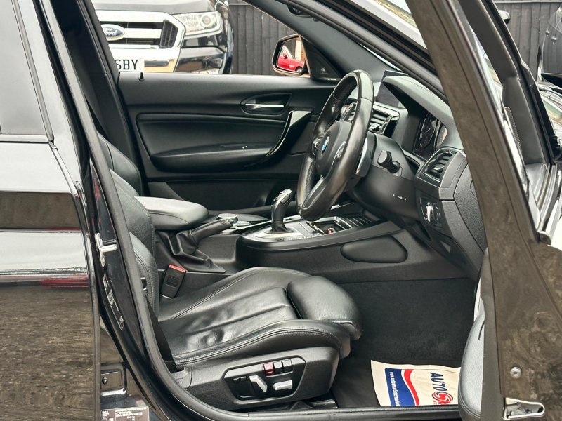 BMW 1 SERIES