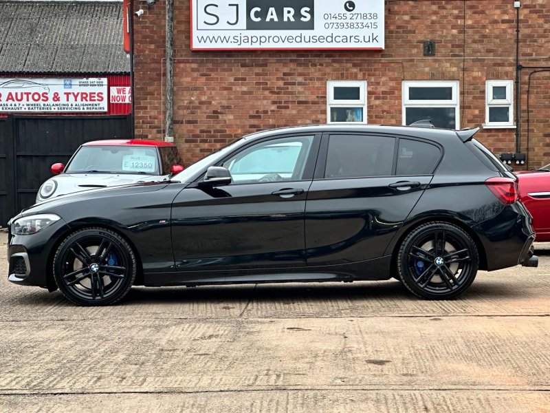 BMW 1 SERIES