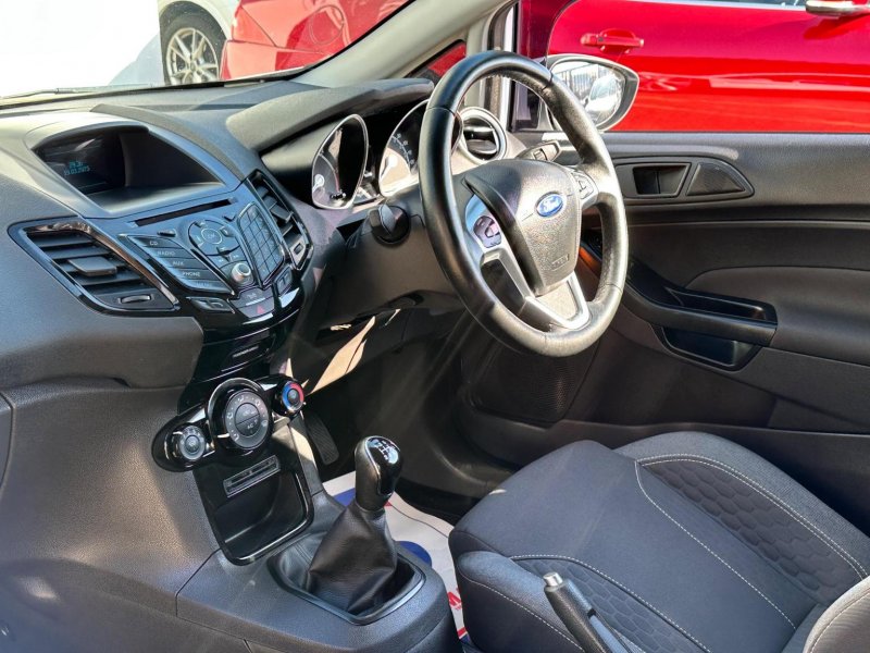 FORD FIESTA VAN