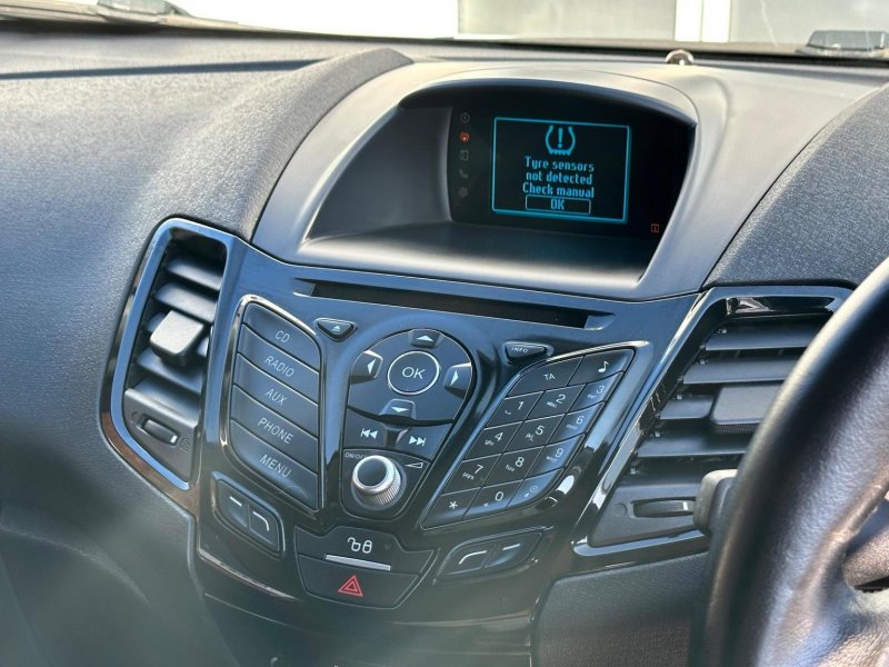 FORD FIESTA VAN