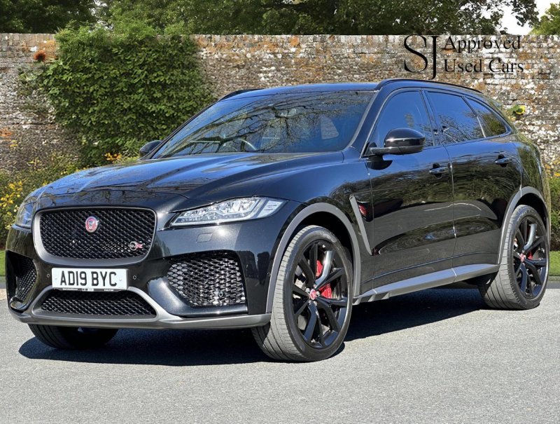 JAGUAR F-PACE