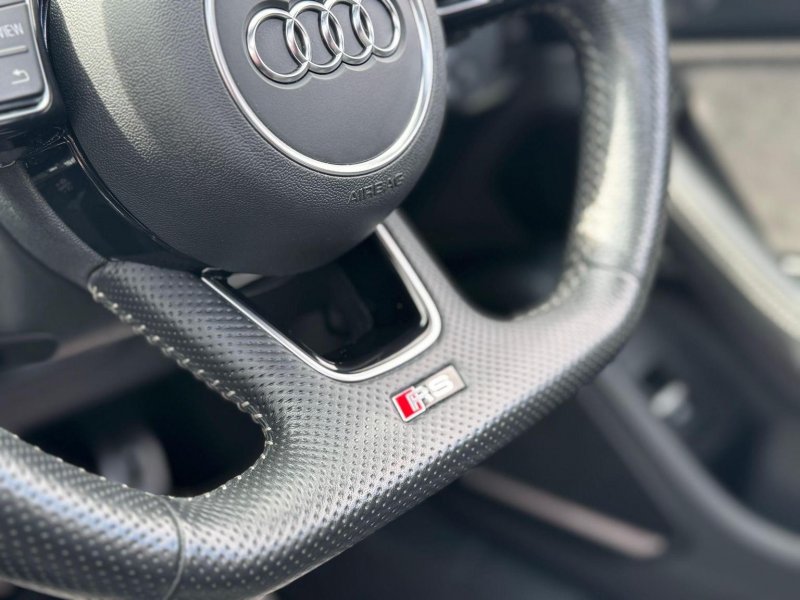 AUDI RS5