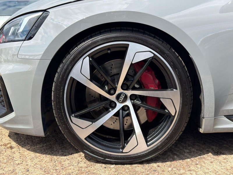 AUDI RS5