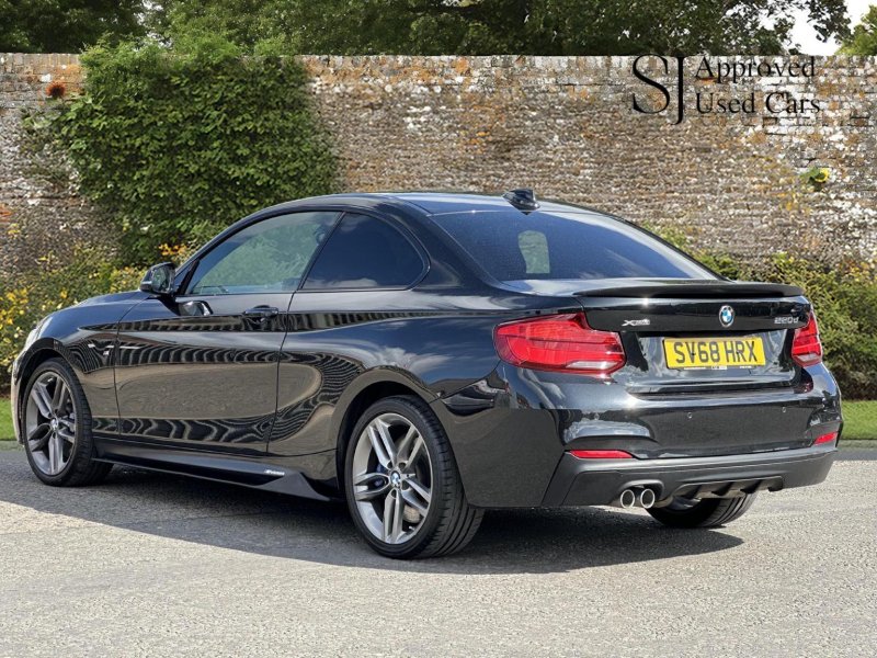 BMW 2 SERIES