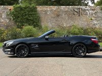 MERCEDES-BENZ SL