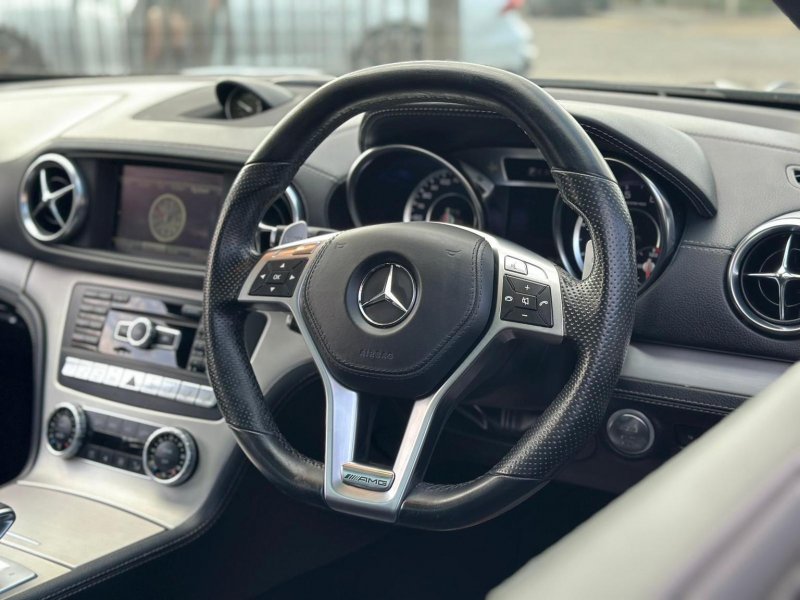MERCEDES-BENZ SL