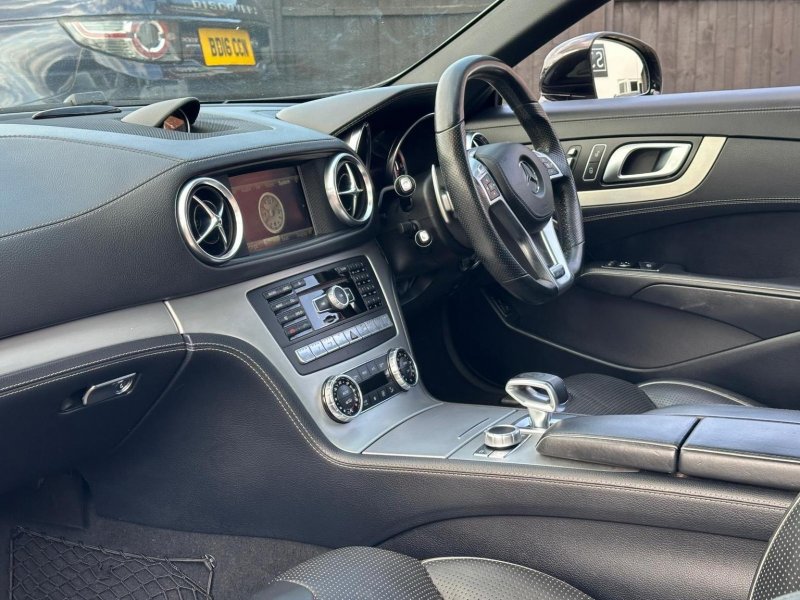 MERCEDES-BENZ SL