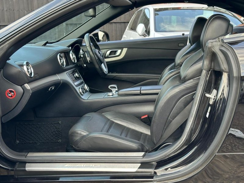 MERCEDES-BENZ SL