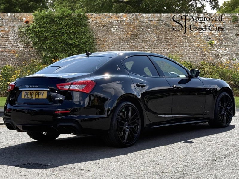 MASERATI GHIBLI